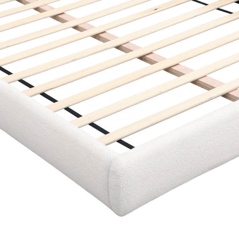 Grand lit plateforme tapissier grand avec table d'appoint arquée Boucle
