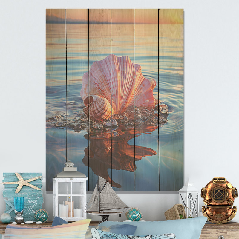 Coquillage, élégance océanique au coucher du soleil - coquillage sur bois de pin naturel, H 20 po x l 10 po
