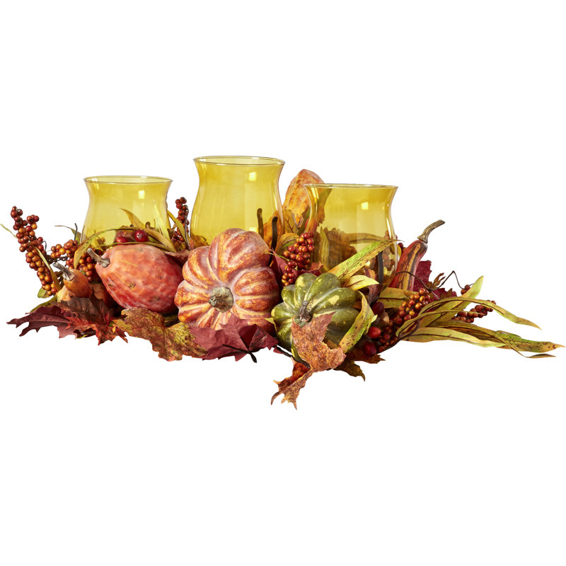 Candélabre à trois fleurs mélangées en vase