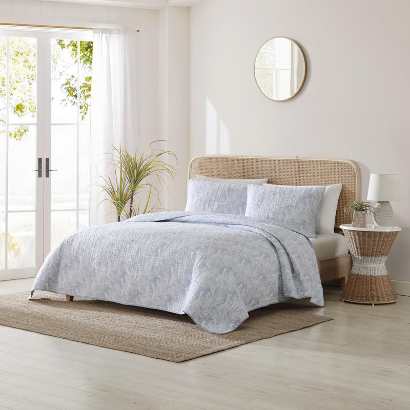 Blue Cotton Reversible Full Quilt Set with Shams