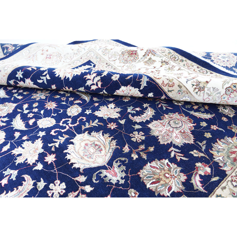 Area Rug, Rectangle 9'11" x 14'2" Incorrect