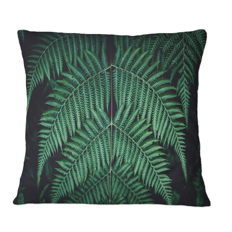 Coussin décoratif à imprimé fougère vert foncé et noir III, 18 po x 18 po