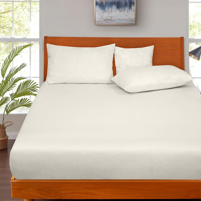 Royale Linens 300 Thread Count 100% Long Staple Combed Cotton Flat Sheet - Super Soft - Top Sheets - Flat Sheet Sold Separately - Breathable, Cool & Crisp Percale Sheets Only 