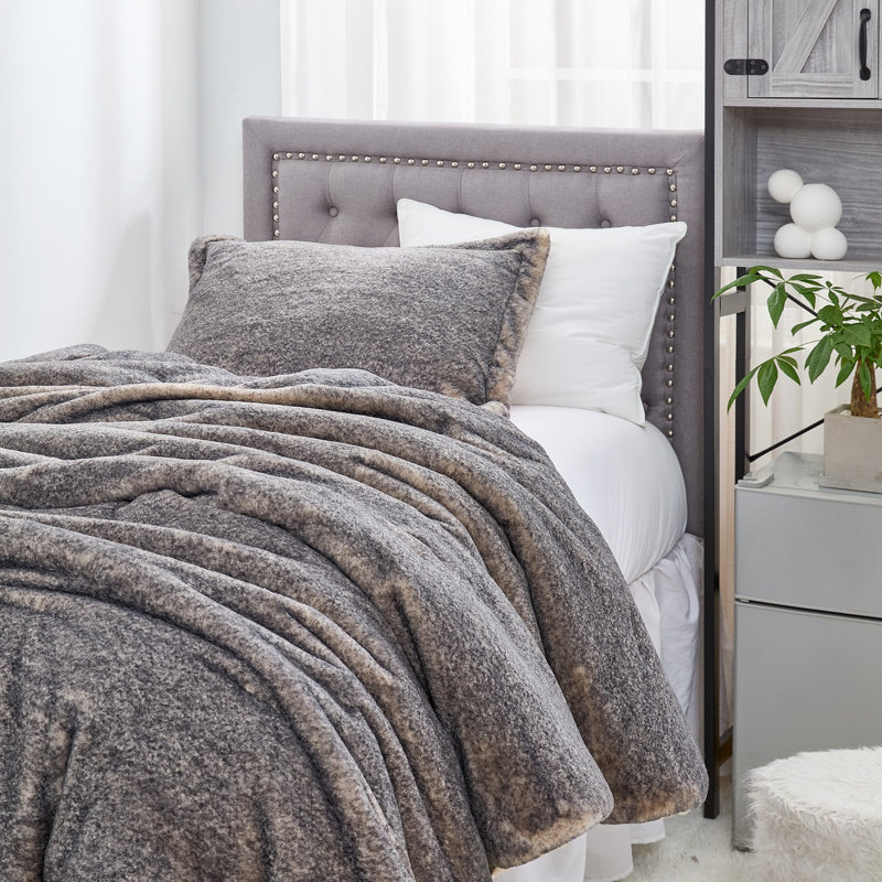 Polar Wolf - Coma Inducer Oversized Comforter Set - Gray Brown, Queen Comforter + 2 Standard Shams