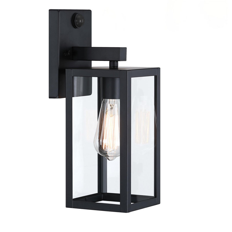 Ulonda wall light with motion sensors, Bronze, H 14 po x l 5 po x P 5 po, Une lumière