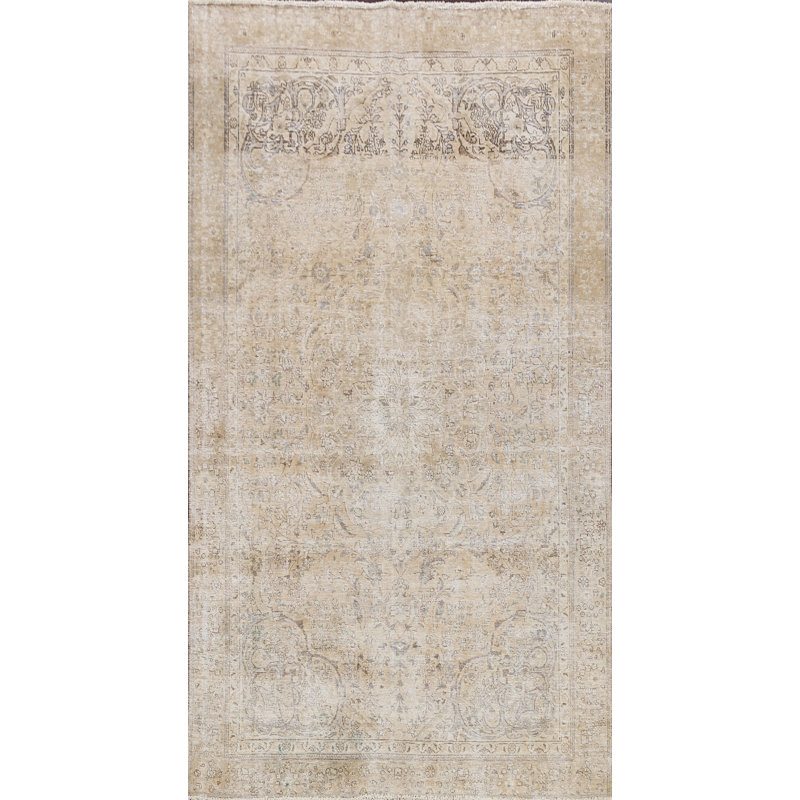 Tapis décoratif en laine beige noué à la main 1960s de 6 pi 2 po x 9 pi caez