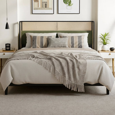 Structure de lit plateforme avec tête de lit en velours vert et structure en bois massif noir, aucun sommier nécessaire, capacité de 800 lb, tête de lit haute de 39 po, mobilier de chambre à coucher moderne
