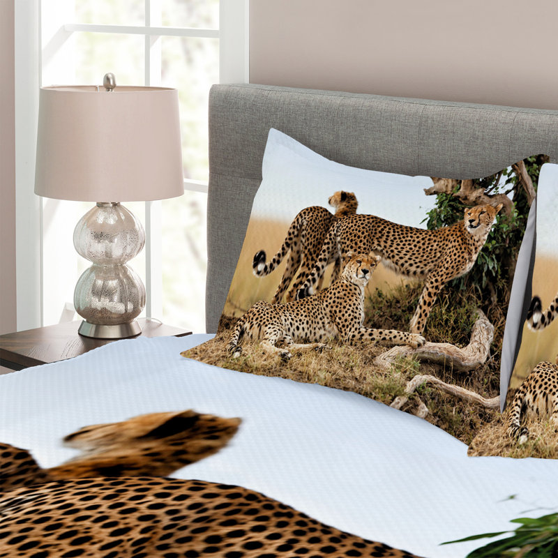Blencoe Wildlife Bedspread, 220 x 264 cm