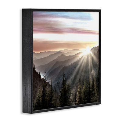Sun Rays Through Peaks, art de la giclée par Danita Delimont