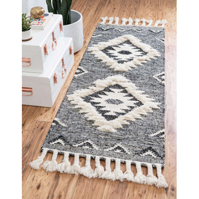Alenah Wool Southwestern Indoor Rug