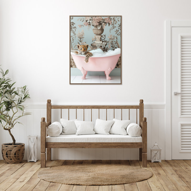 «Leopard Pink Bubble Bath» par Hostetter, reproduction d'art sur toile encadrée, H 42 po x l 32 po