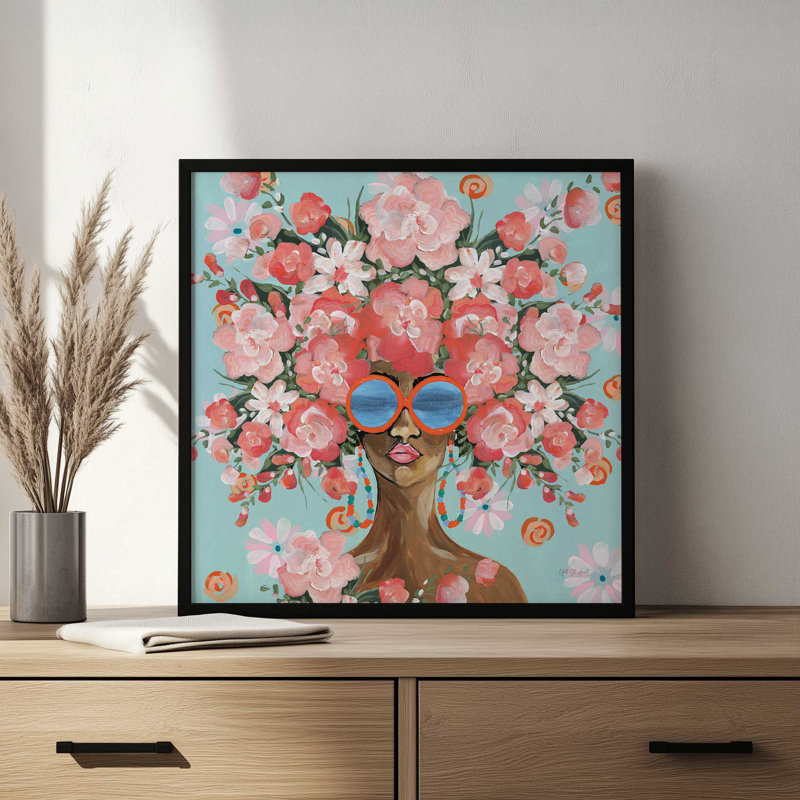 «Sunning In Florals I» par Yvette St. Amant, reproduction d'art, H 30 po x l 30 po, Argent argent