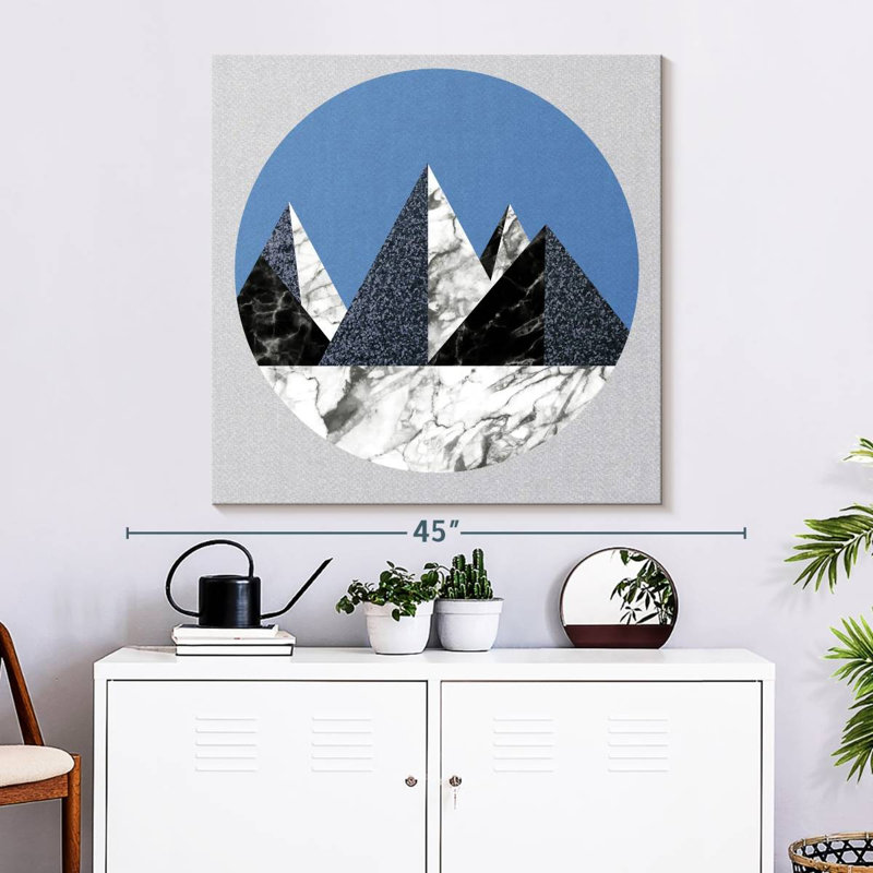 Alvord Basic Mountain, 33" H x 33" W