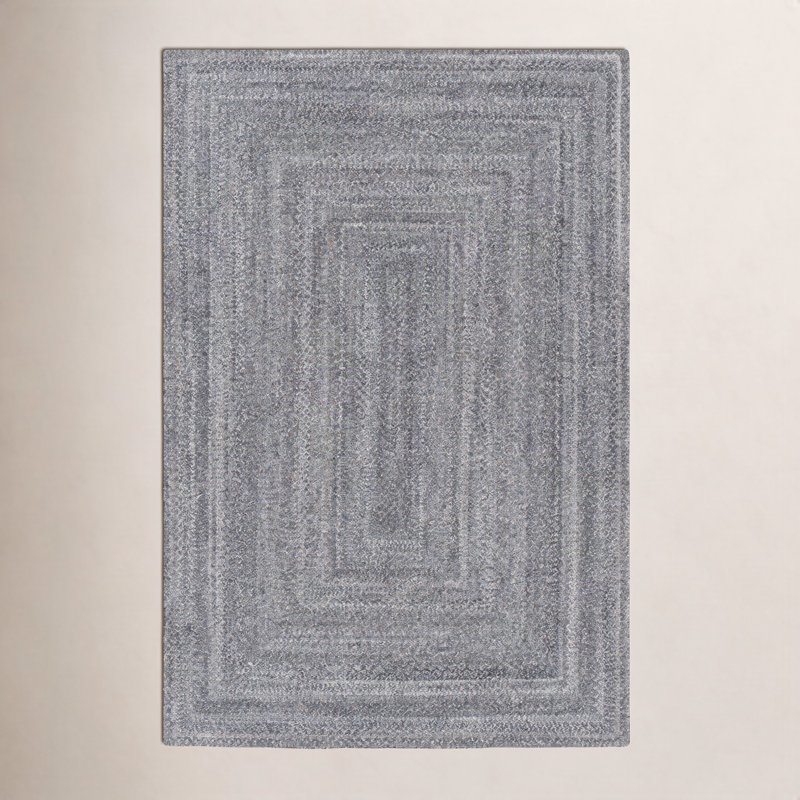 Hinton Light Gray Hand-Woven Outdoor Rug, Oval 6' x 9'