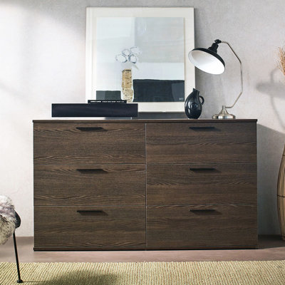 Commode - tiroirs très profonds et fonctionnement en douceur par: fonctionnelle