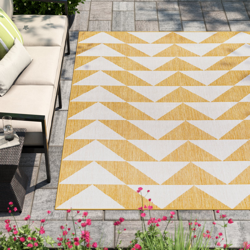 Aminat Geometric Indoor / Outdoor Rug, Rectangle 6'7" x 9'