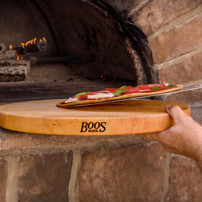 John Boos 18" Round Cutting Board, 1.5" Edge Grain, Maple