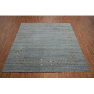 Tapis gris élégant de style Gabbeh 9 x 9 avec des éléments de design minimalistes