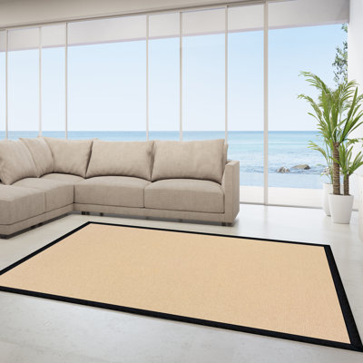 Tapis berbère beige clair fait à la main avec bordure en similicuir noir Nannette