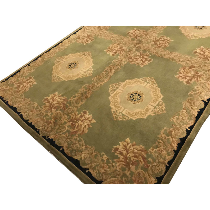 Hand-Knotted High-Quality Green Area Rug