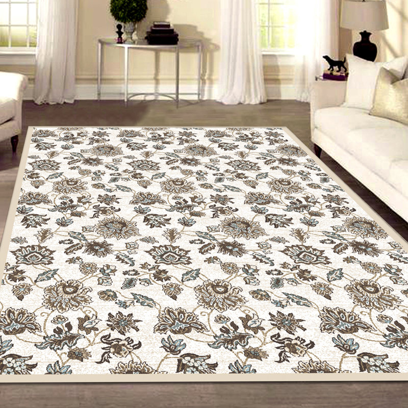 Tapis os à motif floral Ackermanville, Rectangle 5 pi 3 po x 7 pi 3 po