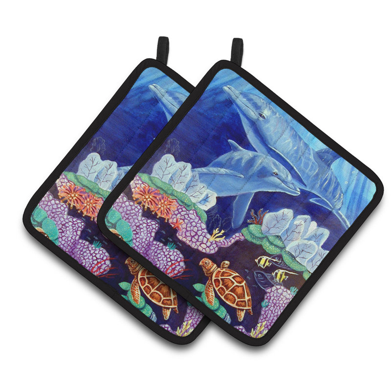 Cuisinier poignée de carolines de trésors de mer sous la mer
