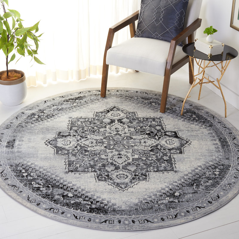 Brentwood Performance Oriental Rug, Round 6'7"