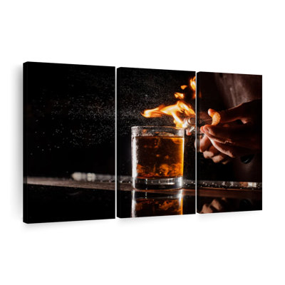"Verre flamboyant à whisky" sur toile
