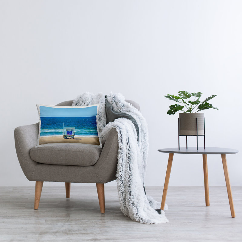  Polyester Throw Pillow