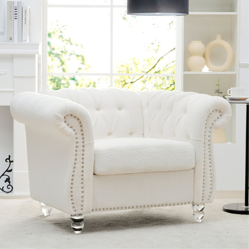 Chaise simple pour le salon