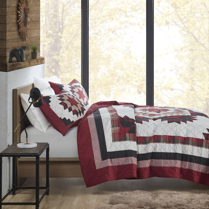 King Red Cotton Quilt Set with Medallion Design