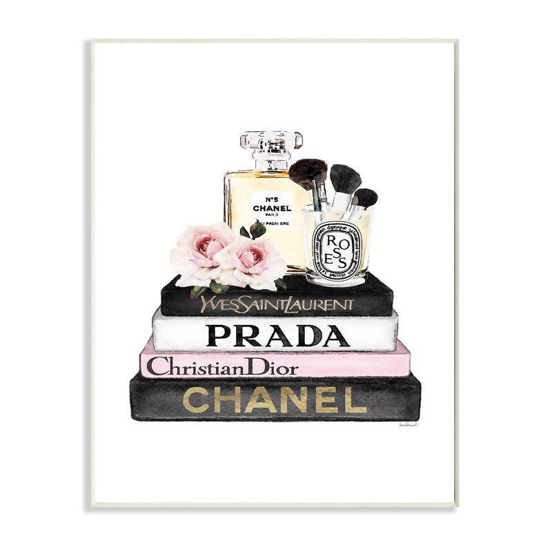 Créatrice de mode, maquillage, pile de livres, aquarelle rose sur bois, par Amanda Greenwood, Plaque murale