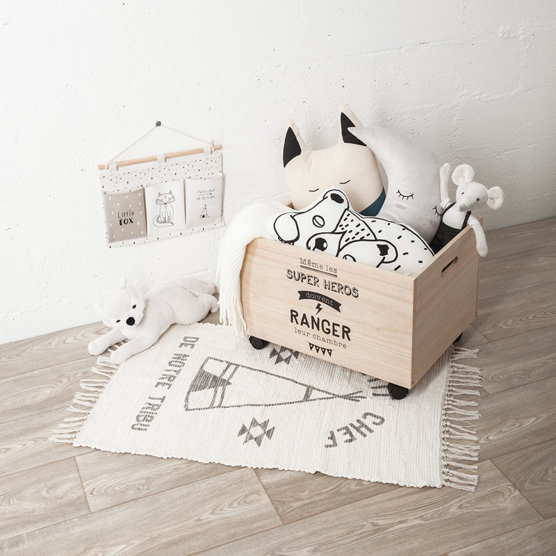 Zoomie Kids Solid Wood Toy Box