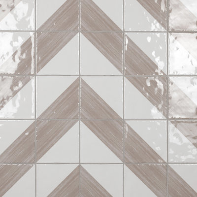 Triangle 6" x 6" Ceramic Patterned Tile