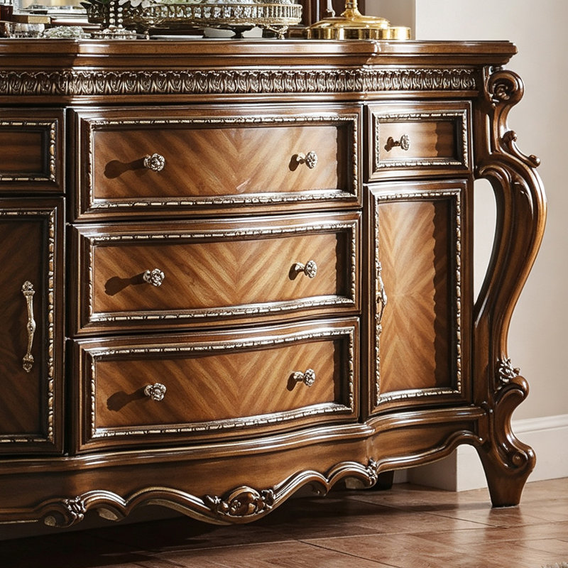 Commode vintage en bois massif à 5 tiroirs, 2 portes et détails sculptés