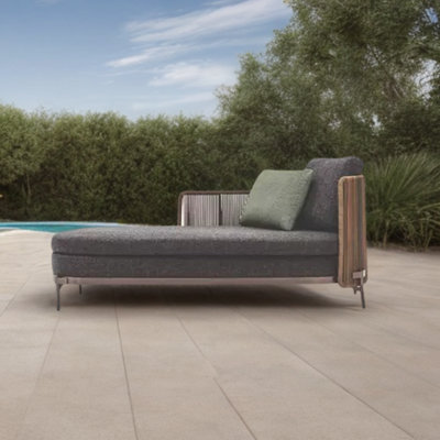 Chaise longue d'extérieur en tissu imperméable avec cadre en aluminium