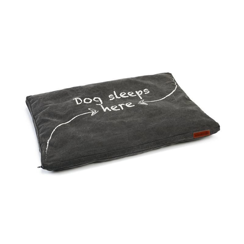 Church Strett Nylon Pet Bed