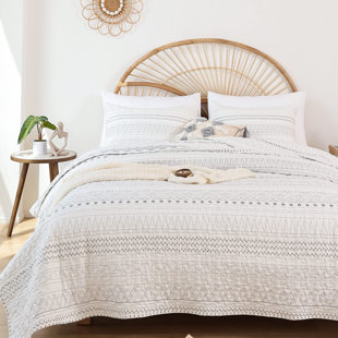 JANZAA Boho Quilt Set Lightweight Geometric Pattern Quilt With Pillowcases