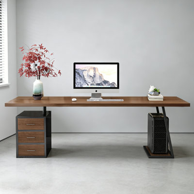 Bureau de direction rectangulaire en bois massif noyer avec tiroirs