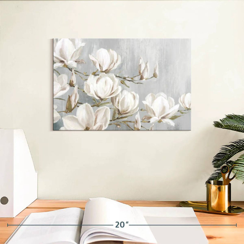 Magnolia Harnek en fleurs, H 8 po x l 12 po