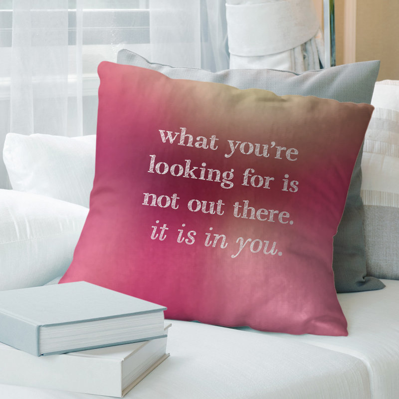 Coussin à la main, 18 po x 18 po, Lueur rose, Polyester/ Bourre en polyester