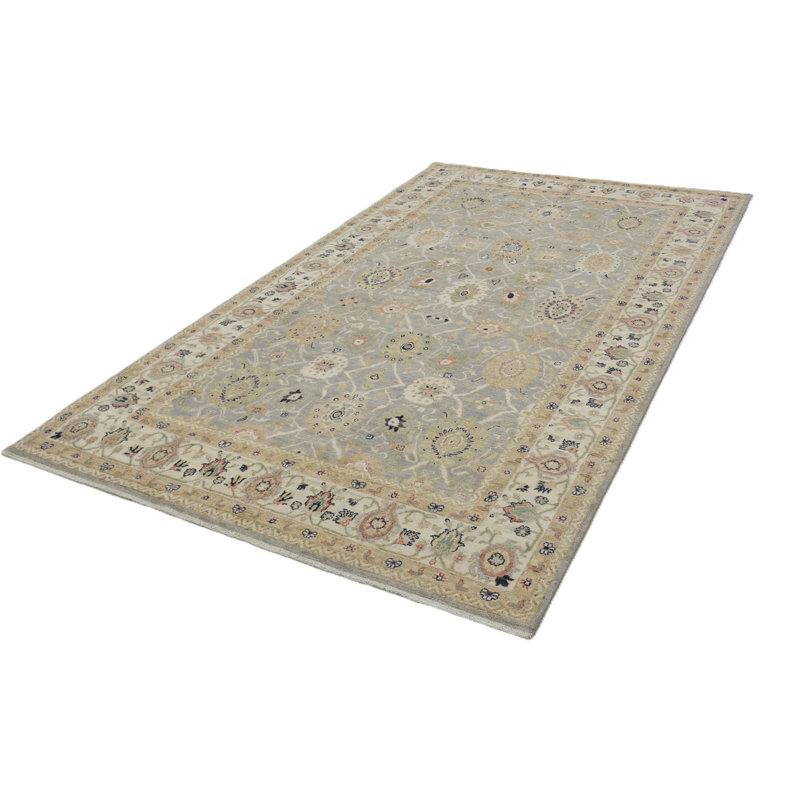 Traditional Hand Knotted Wool Oriental Area Rug