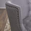 Élégante chaise d'appoint: siège d'appoint élégant et confortable pour les salons, les chambres à coucher ou les bureaux, rehaussant tout espace