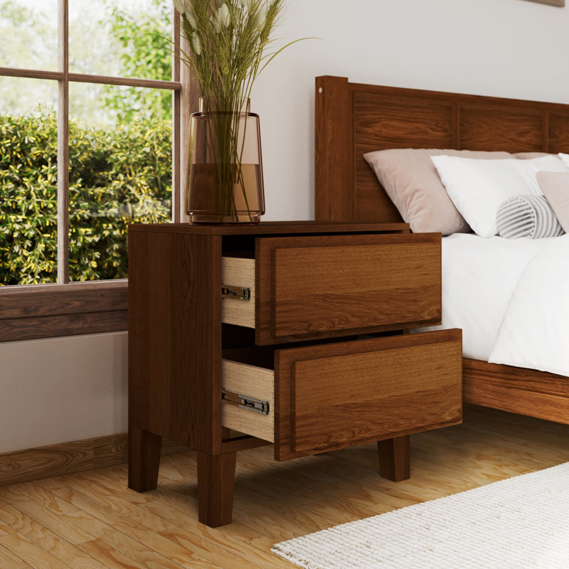 Ensemble de chambre à coucher Knighten, Grand lit, Ensemble de quatre pièces : lit, deux tables de c, Noyer foncé