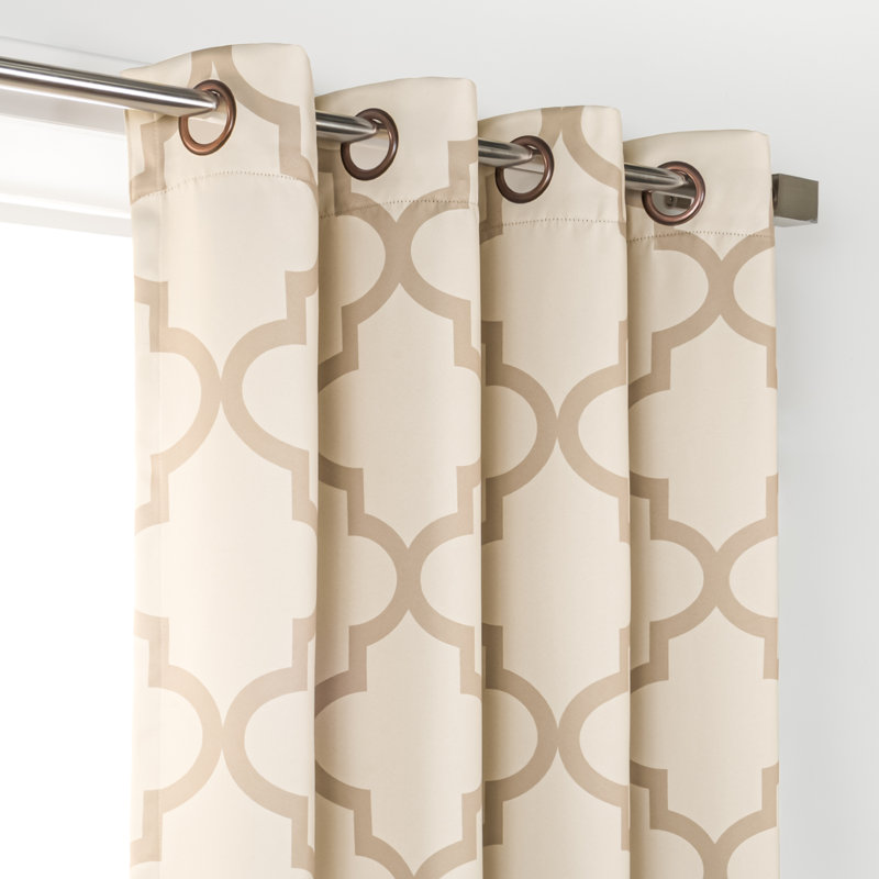 Rideau obscurcissant en polyester Lytsell, L 52 po x L 84 po, Beige