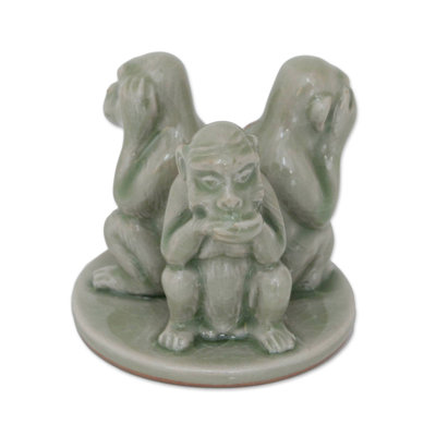 Figurine en céramique shun malveillant celadon Dominika