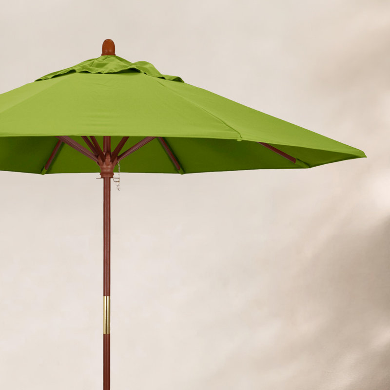 Parasol de marché octogonal 9 'x 9' Manford Austerio, Sunbrella® Ara