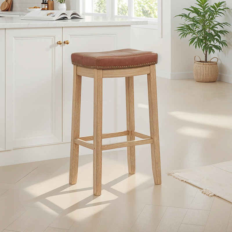 Tabouret en bois massif avec siège rembourré Bartonville, Tabouret de bar (siège d'une hauteur de 32,25 po)