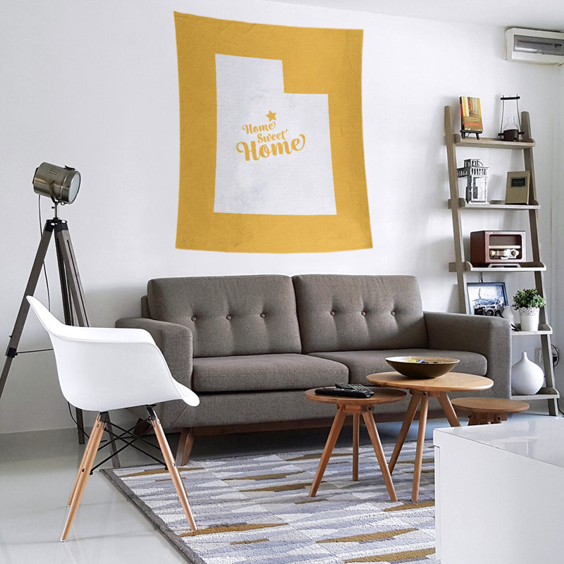 Tapisserie murale Home Sweet Provo, H 60 po x l 51 po, Jaune