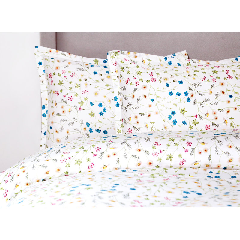 Garrick Azura Wildflower Duvet Cover Set, King Duvet Cover + 2 King Shams